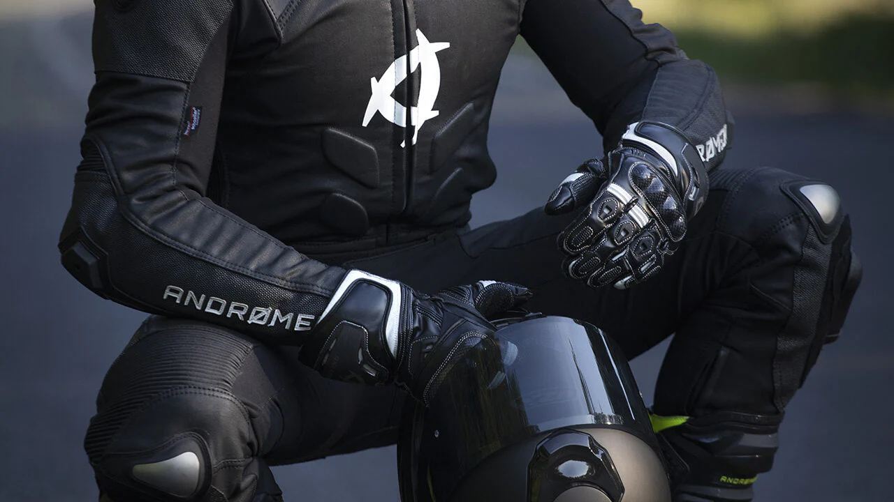 Ride in Style and Safety: Leather Motorcycle Suits for Men in the USA